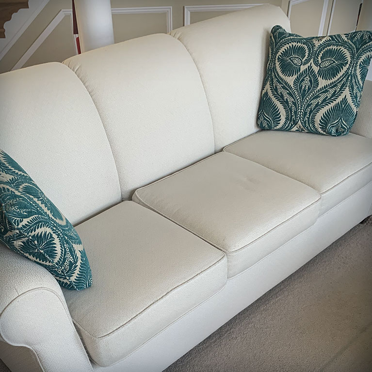 Upholstery Cleaning Challenges and Solutions for Different Fabrics